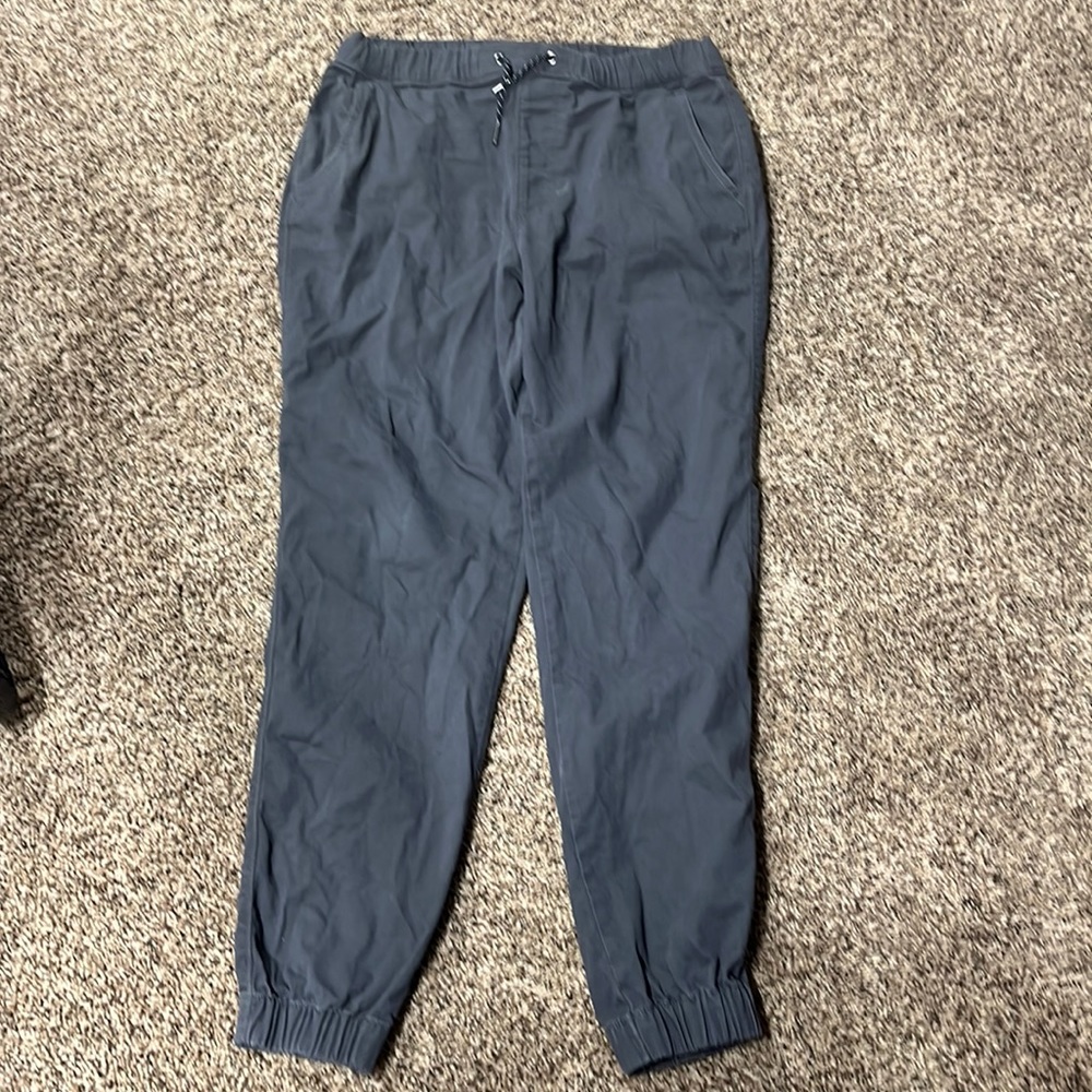 Grey stretchy jeans